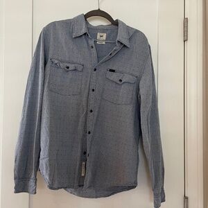 Snap button long sleeve shirt